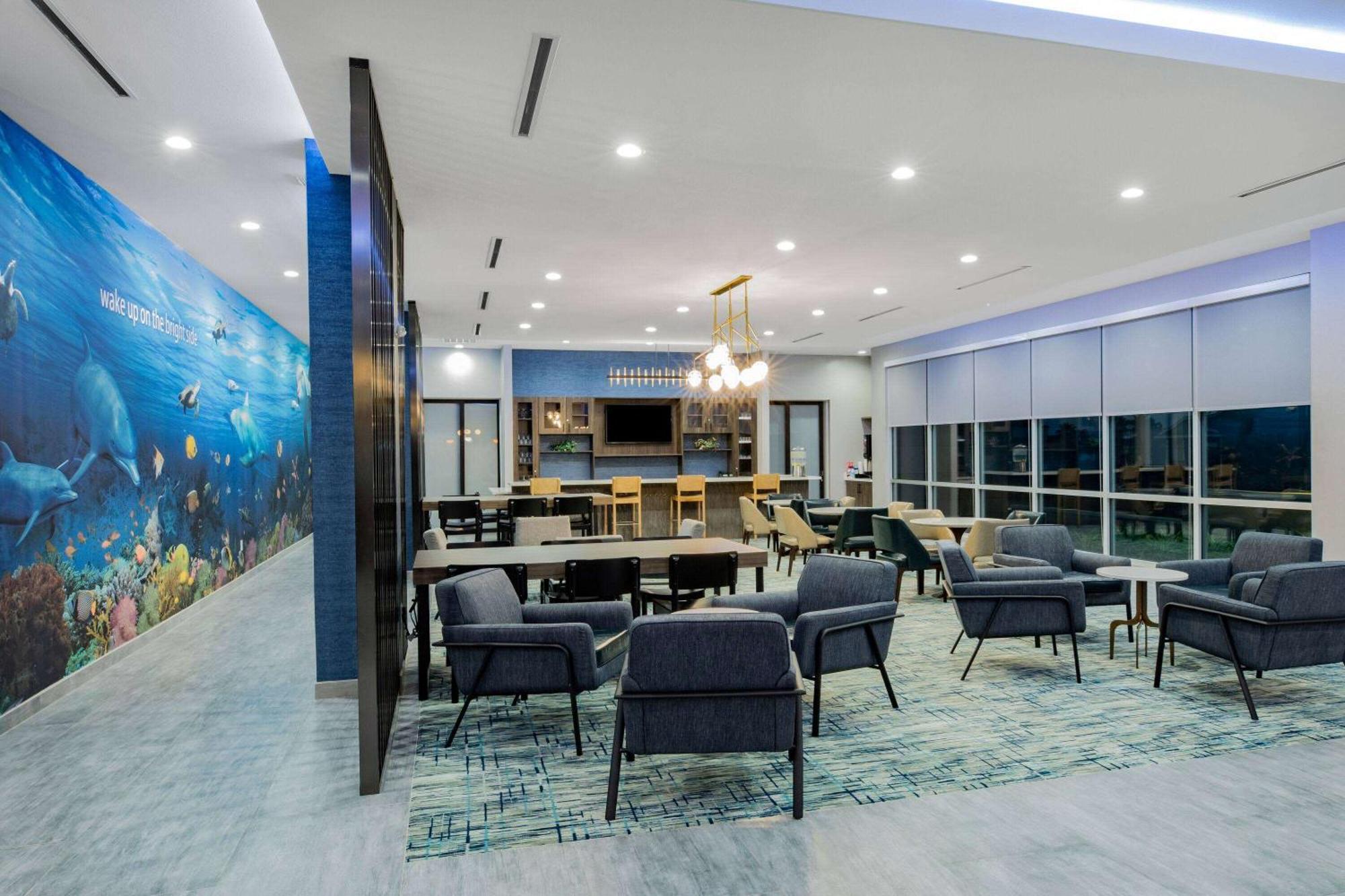 La Quinta Inn & Suites By Wyndham Galveston North At I-45 Buitenkant foto