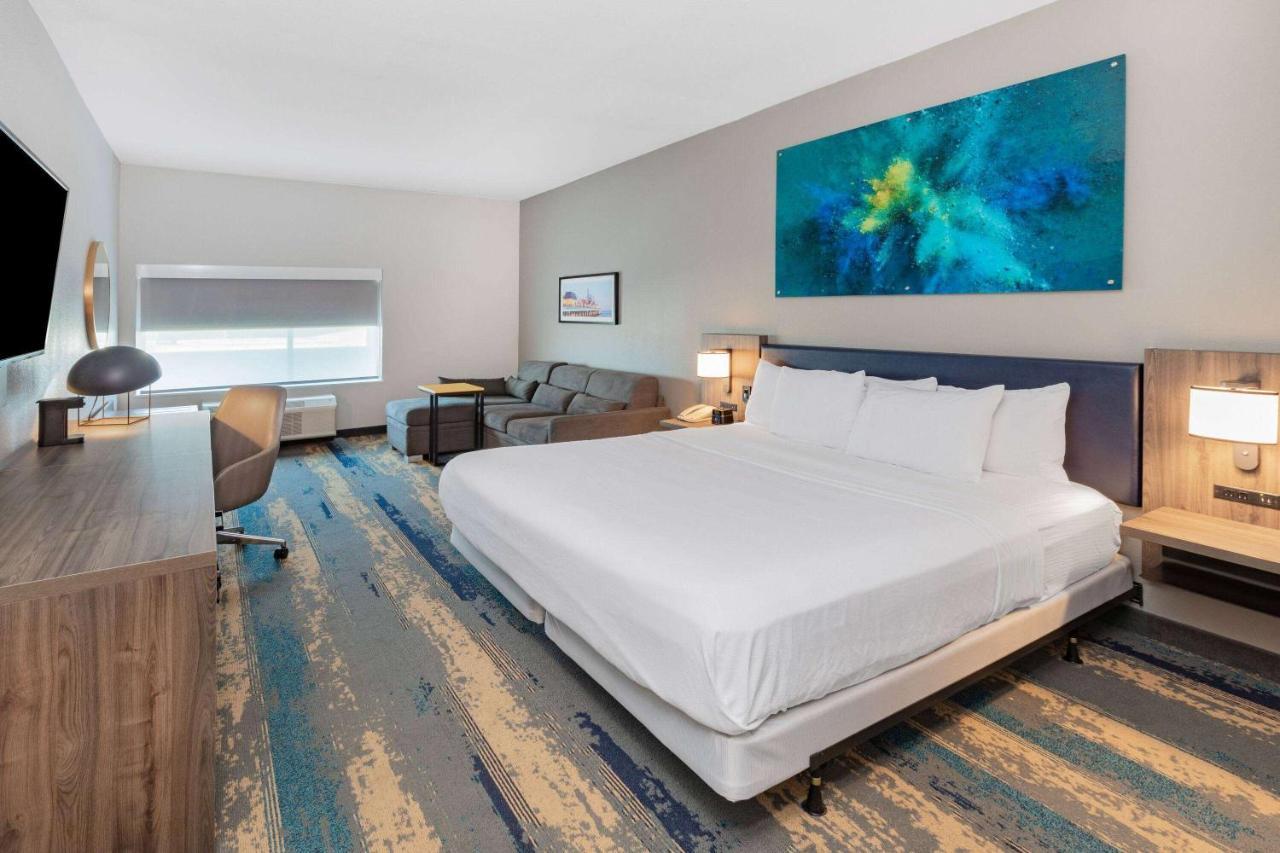La Quinta Inn & Suites By Wyndham Galveston North At I-45 Buitenkant foto